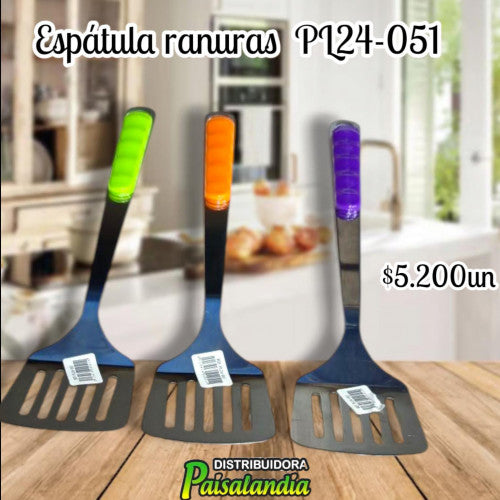 Espátula cocina ranuras mango colores PL24-051 (UND)